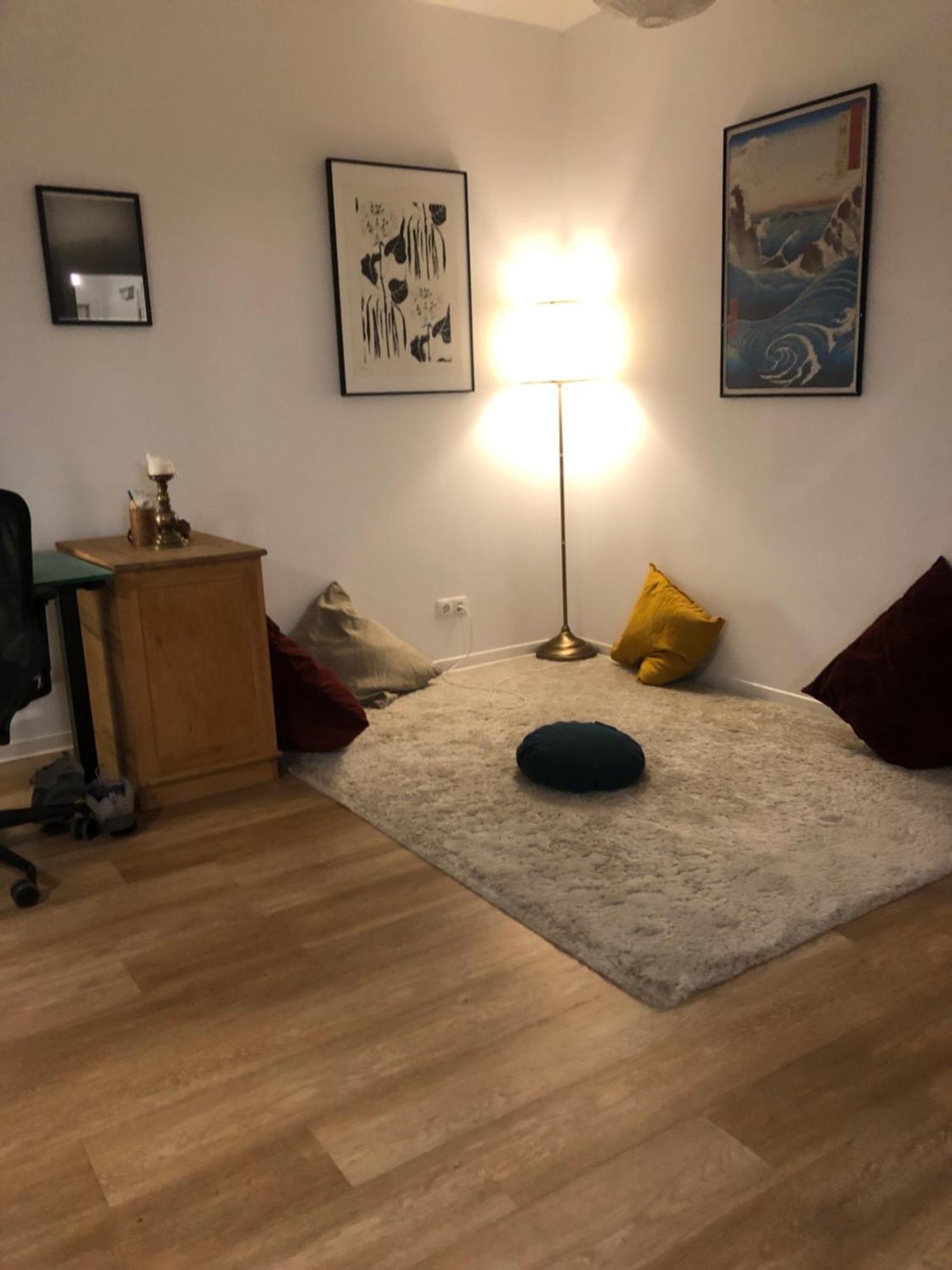 Apartment Birdsong Temple